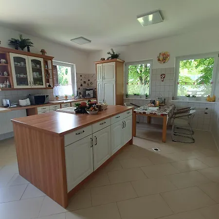 Villa Matis Guest house Balatonederics