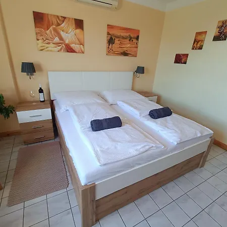 Villa Matis Guest house *
